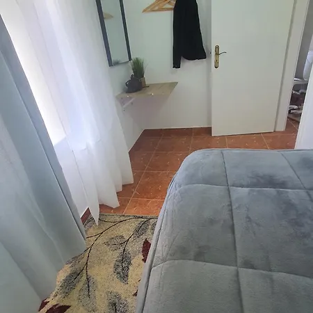 Bougainvillea House * 蓬塔杜帕戈