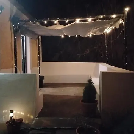 بيت للعطل Bougainvillea House