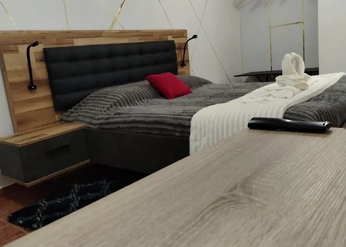 度假居 Bougainvillea House 蓬塔杜帕戈