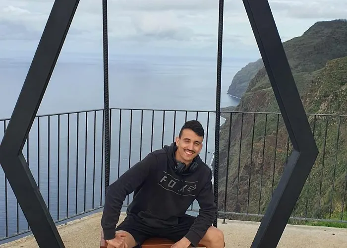 Bougainvillea House * Ponta do Pargo